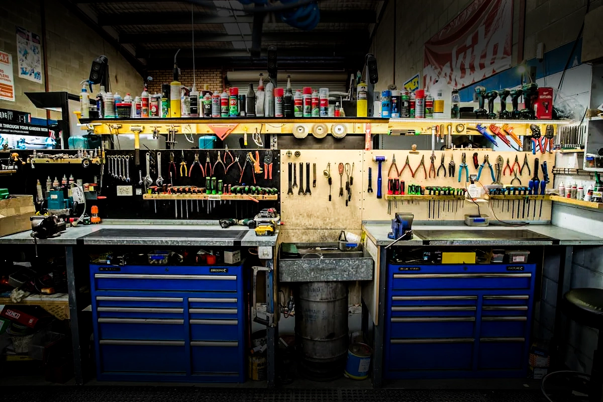 Repair Workshop Bananacoast Power Tools